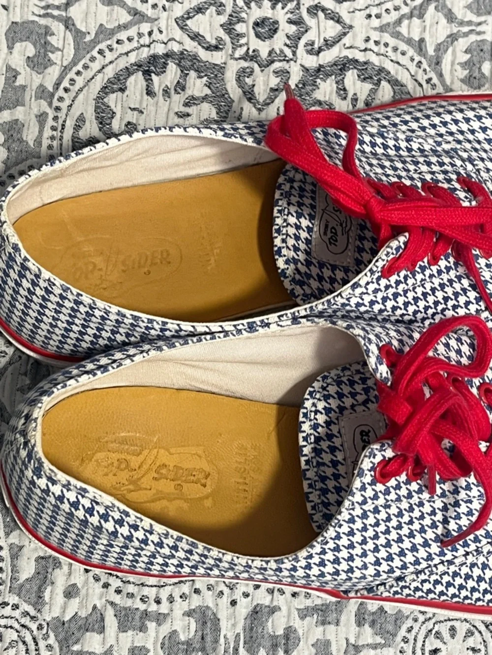 Sperry Top Sider Blue Houndstooth Sneakers with Red Laces Anti Slip 11.5